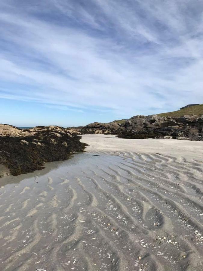 An Taigh Mor Bed & Breakfast Eriskay Exterior photo